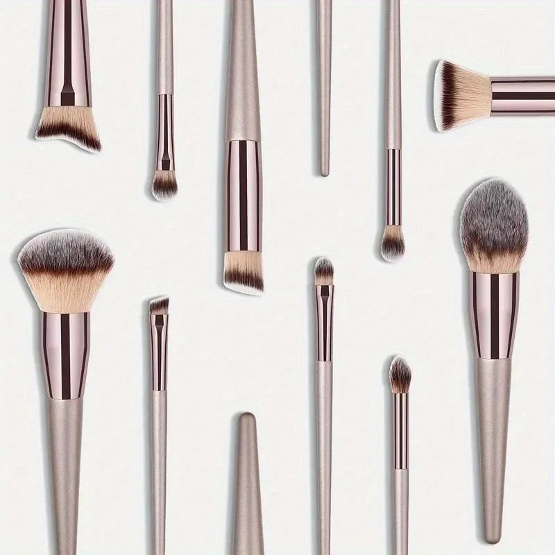 10 Pcs Champagne Gold Makeup Brushes Complete Set of Foundation Loose Powder Blush Concealer Eye Shadow Professional Set